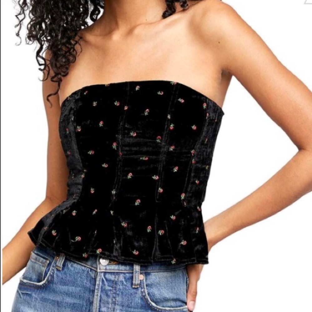 🔥🔥SALE! BNWT Free People Velvet Peplum Top